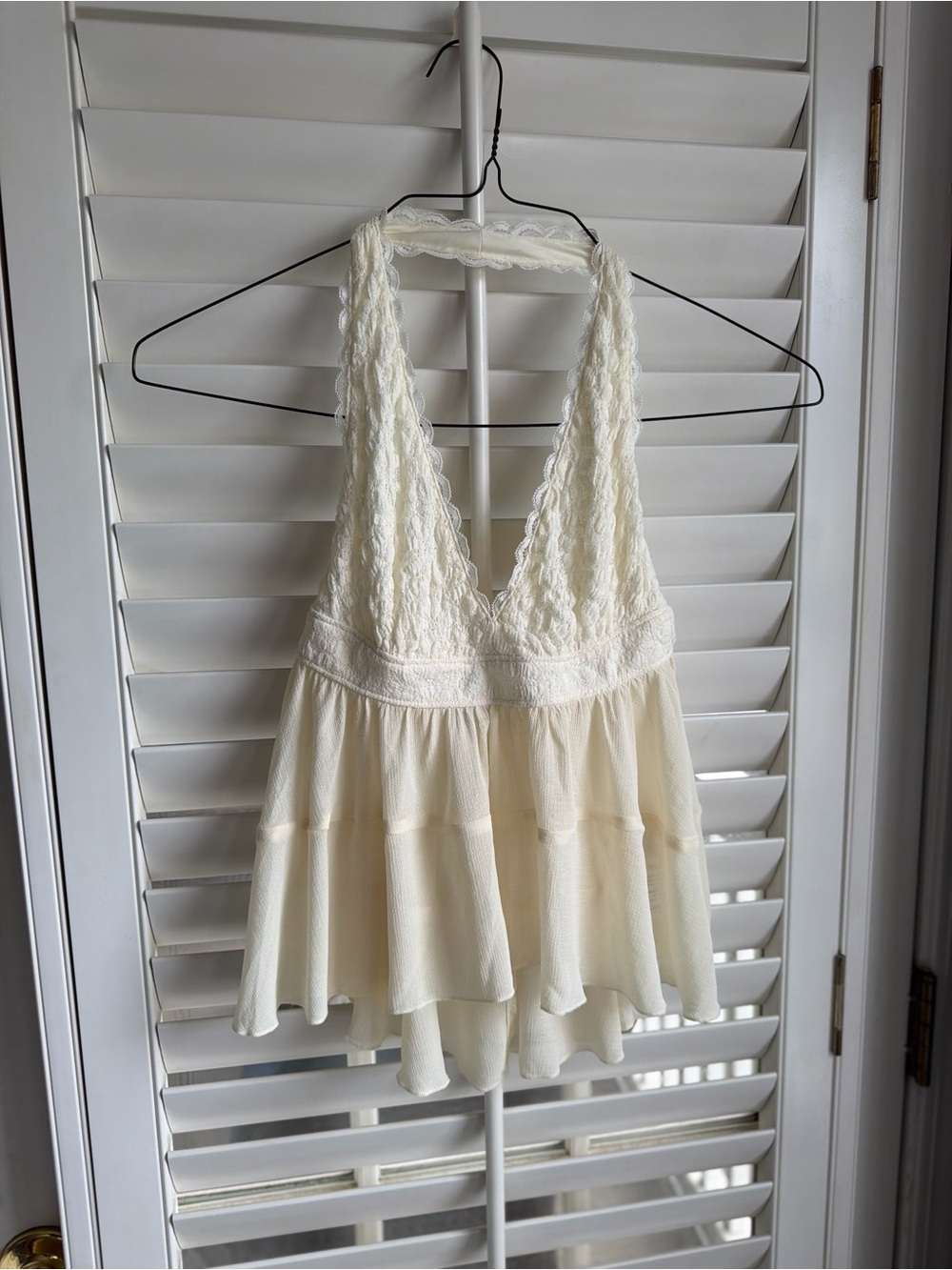 Kimchi Blue Urban Outfitters ivory cream halter top lace bodice flowy boho